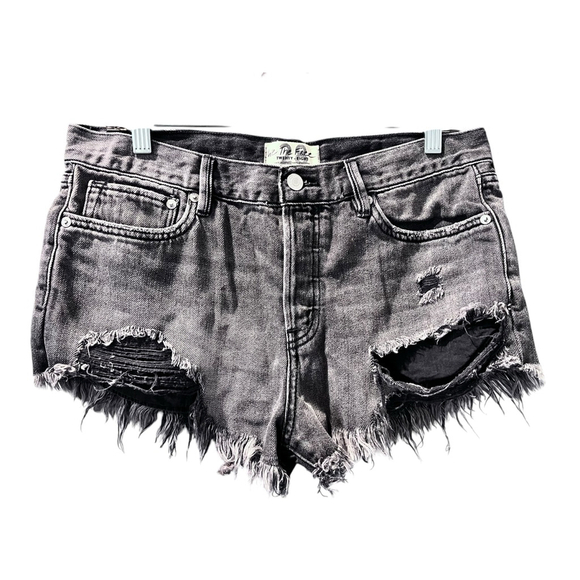 We The Free People Black Distressed Denim Jean Shorts Size 28 Western Casual - Picture 1 of 6